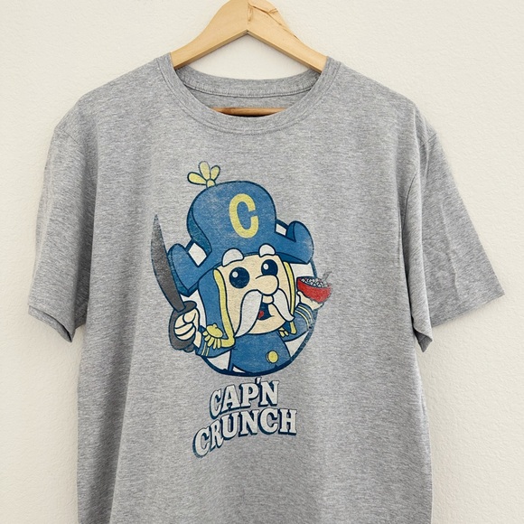NEW Cap’n Crunch Graphic Tee - Picture 4 of 6